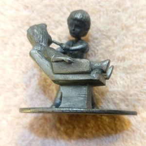 Hudson Pewter Dentist Figurine